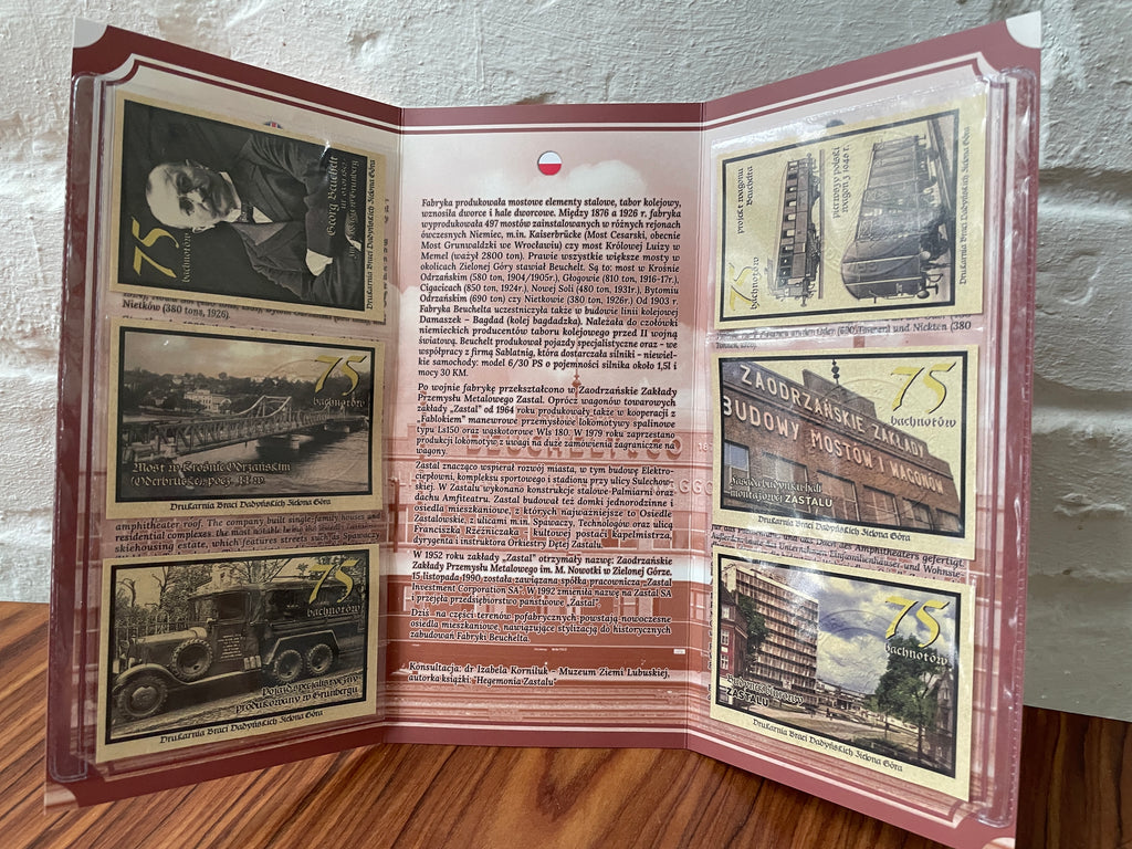 Wnętrze folderu z Bachnotami 